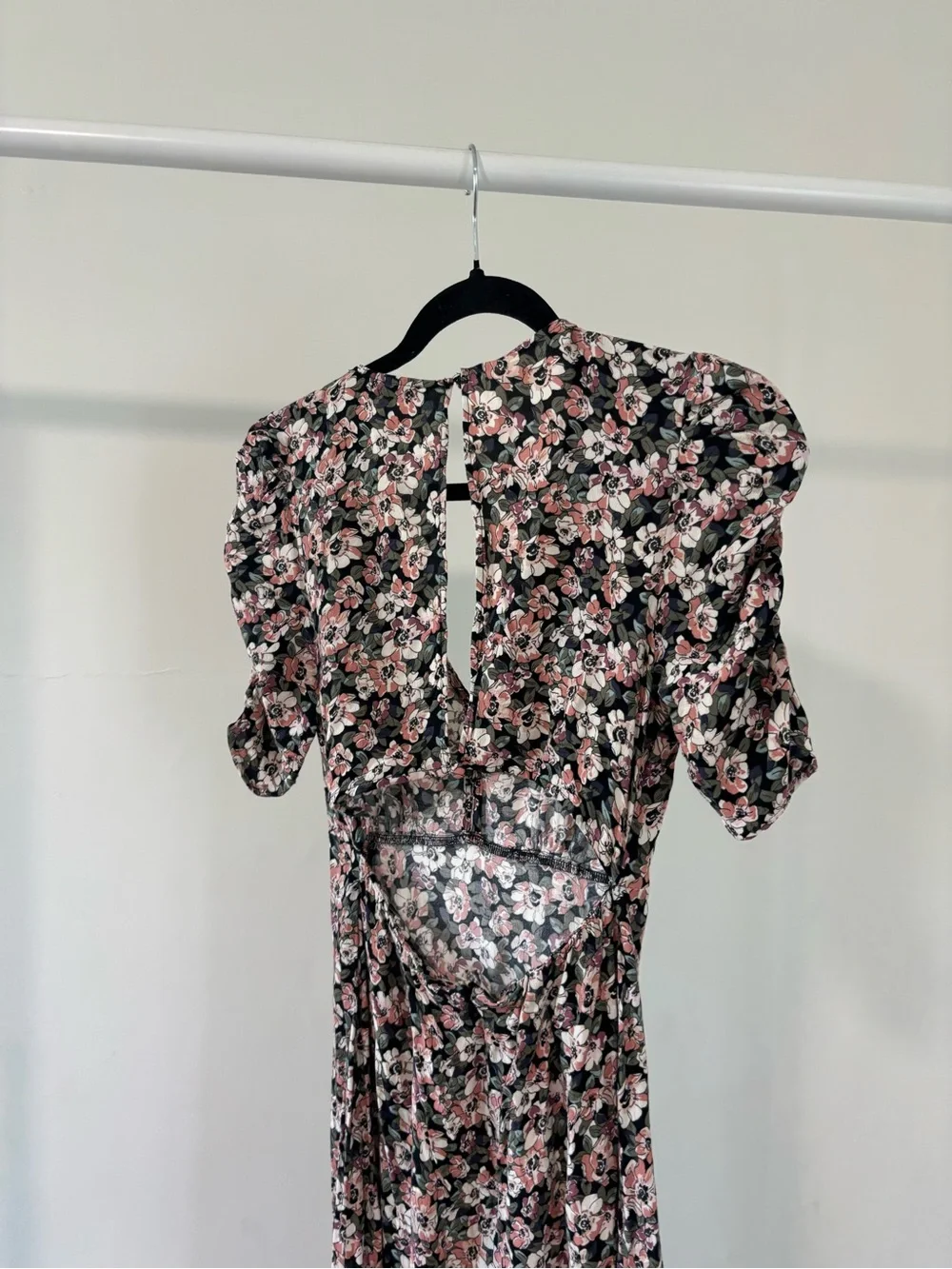 Abercrombie & Fitch Black Floral Puff-Sleeve Maxi Dress size small